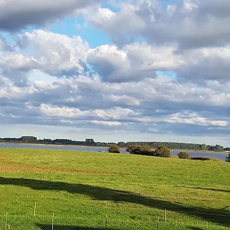 Fantastische Sonnenaufgaenge Ueber Dem Bodden Appartamento Ummanz