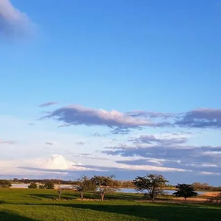 Fantastische Sonnenaufgaenge Ueber Dem Bodden